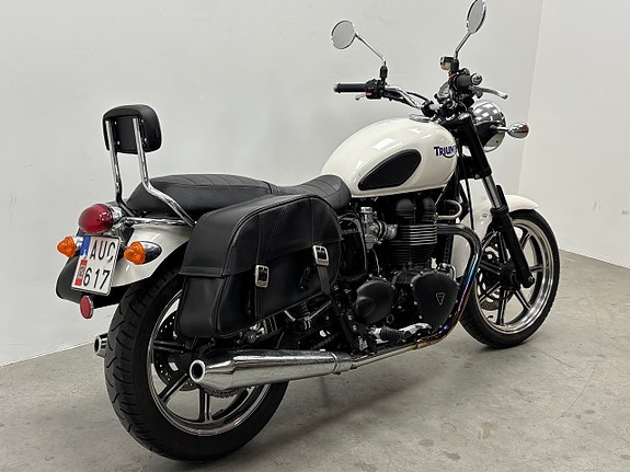 Triumph Bonneville 3 of 6
