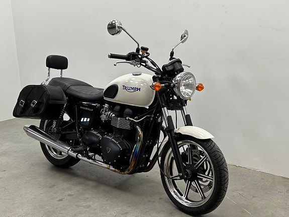 Triumph Bonneville 2 of 6