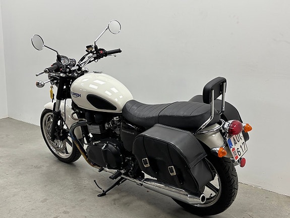 Triumph Bonneville 6 of 6