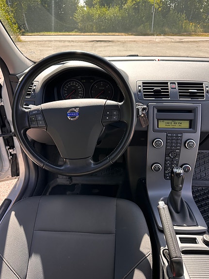 Volvo V50 5 of 8