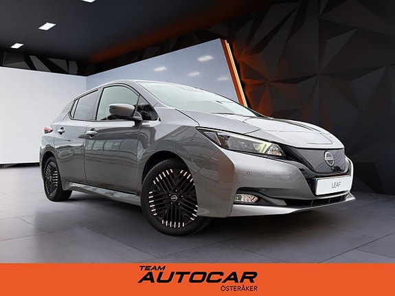 Nissan Leaf 2 of 17