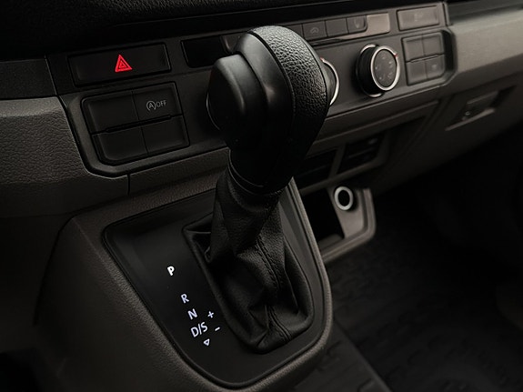 Volkswagen Crafter 25 of 30
