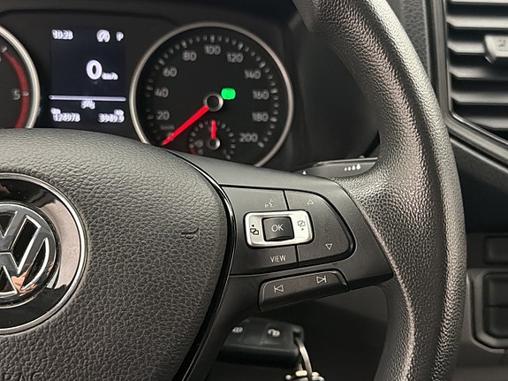Volkswagen Crafter 21 of 30