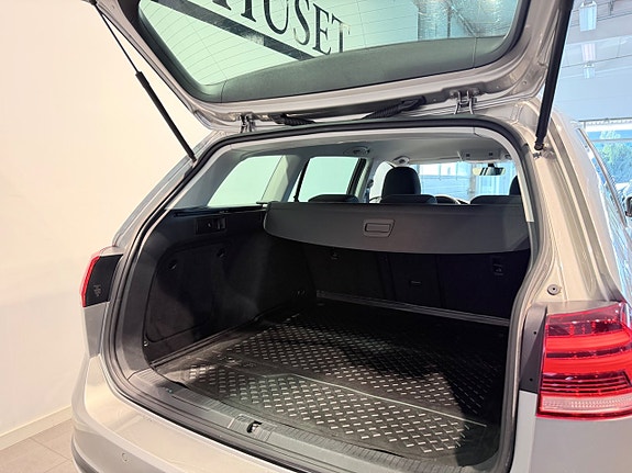 Volkswagen Golf Alltrack 7 of 21
