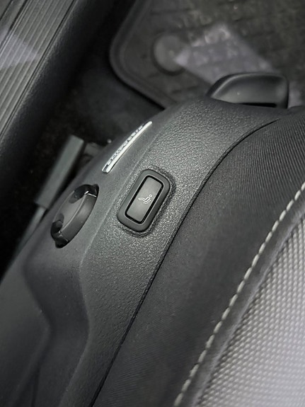Volkswagen Golf Alltrack 16 of 21