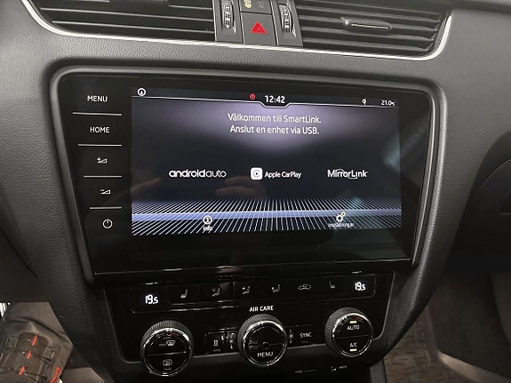 Skoda Octavia Scout 15 of 19