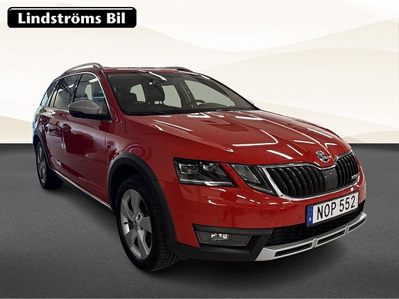 Skoda Octavia Scout 3 of 19