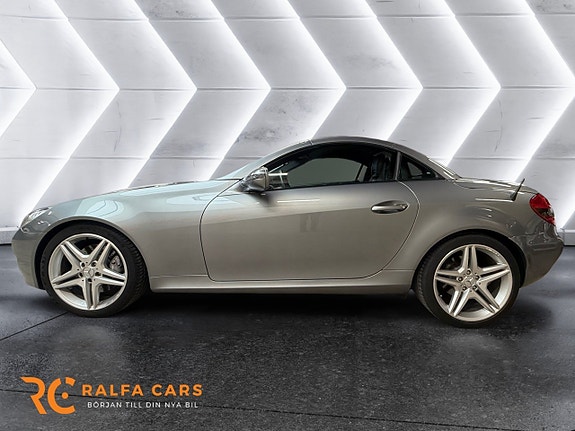 Mercedes-Benz SLK350 3 of 19
