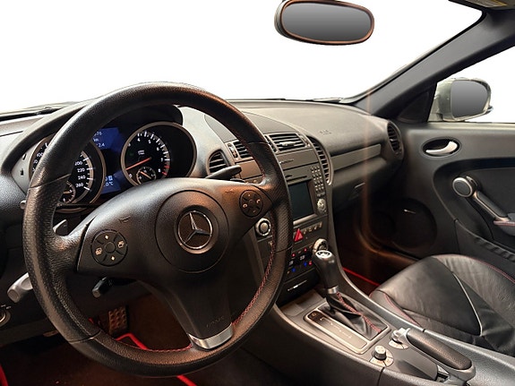 Mercedes-Benz SLK350 11 of 19