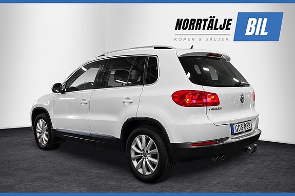 Volkswagen Tiguan 3 of 18