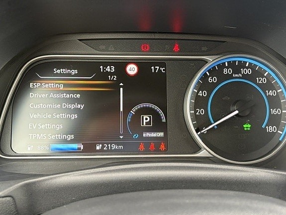 Nissan Leaf 17 of 17
