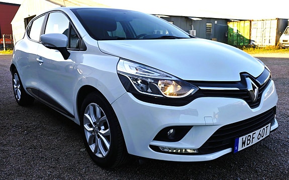 Renault Clio 3 of 12