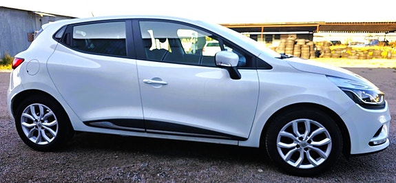 Renault Clio 4 of 12