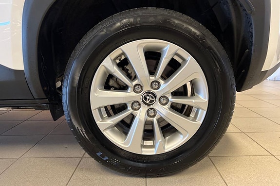 Toyota Yaris Cross 17 of 21
