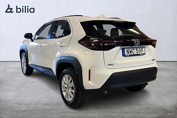 Toyota Yaris Cross 2 of 21