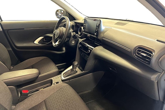 Toyota Yaris Cross 7 of 21