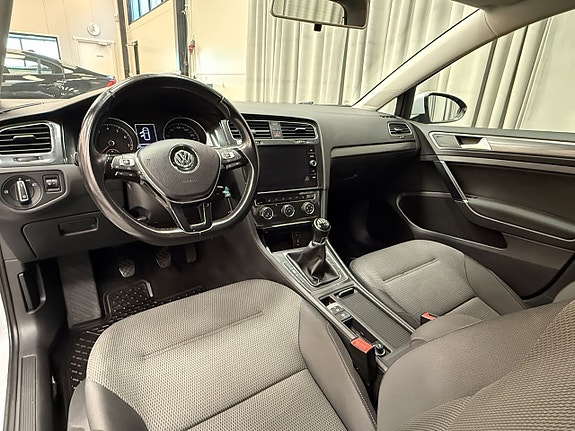 Volkswagen Golf I 9 of 13