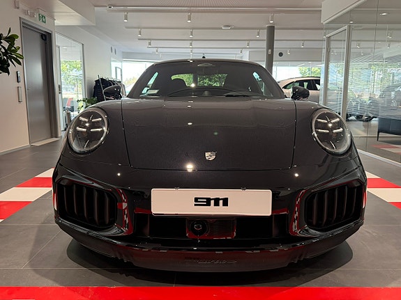 Porsche 911 Turbo S 5 of 26