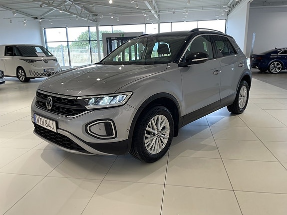 Volkswagen T-Roc 4 of 29