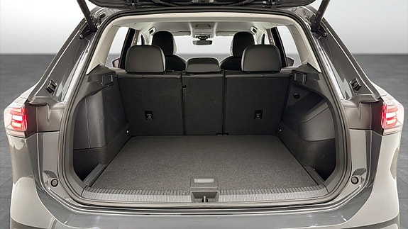 Volkswagen Tiguan 12 of 19