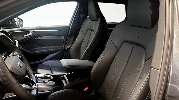 Audi A6 8 of 12