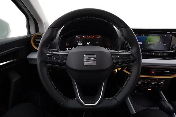 Seat Arona 13 of 21