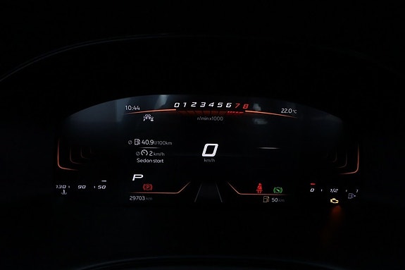 Seat Arona 16 of 21