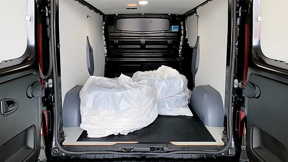 Renault Trafic 12 of 17