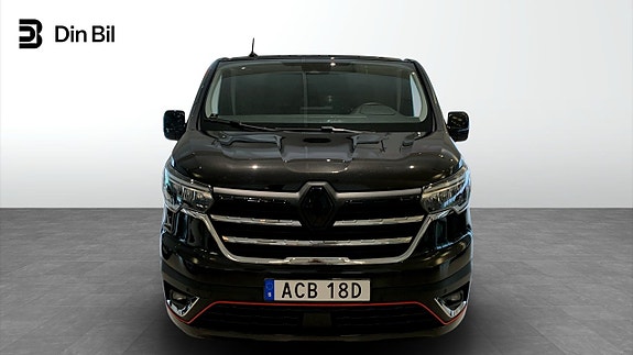 Renault Trafic 4 of 17