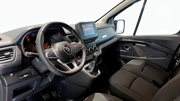 Renault Trafic 7 of 17