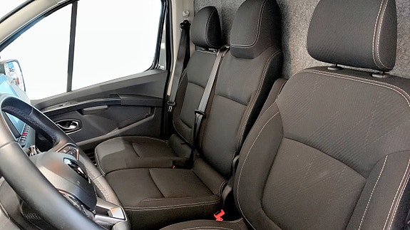 Renault Trafic 8 of 17