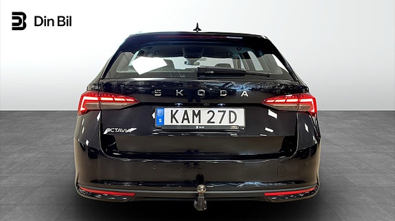 Skoda Octavia 5 of 12