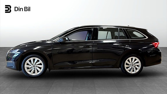 Skoda Octavia 2 of 12