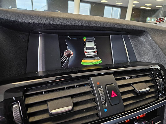 BMW X4 9 of 21
