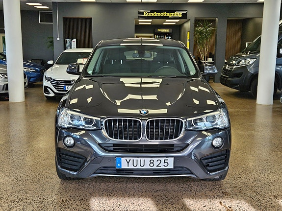 BMW X4 2 of 21