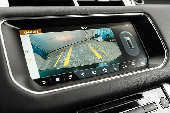 Land Rover Range Rover Sport 14 of 21