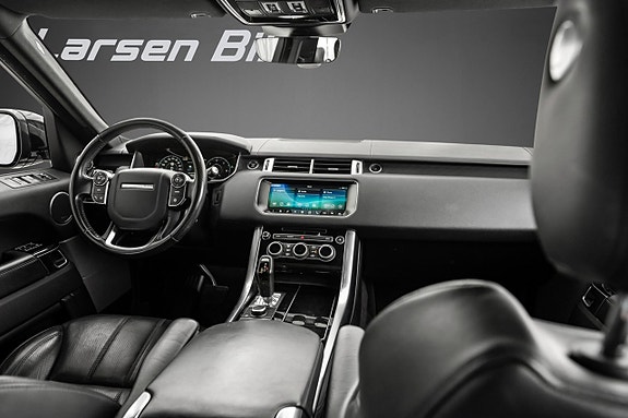Land Rover Range Rover Sport 21 of 21