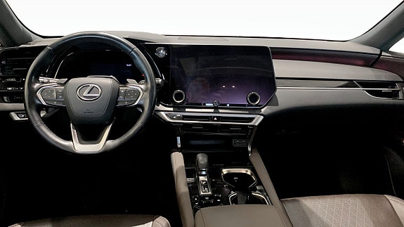 Lexus RX350h 10 of 17