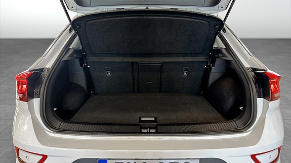 Volkswagen T-Roc 13 of 20