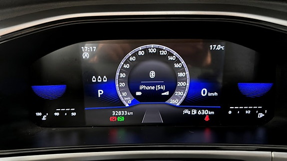 Volkswagen T-Roc 18 of 20