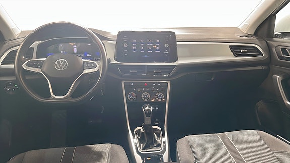 Volkswagen T-Roc 10 of 20