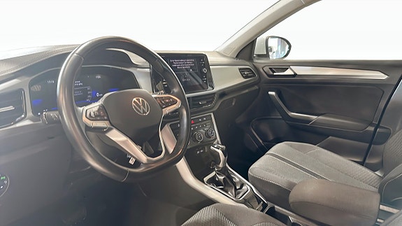 Volkswagen T-Roc 7 of 20
