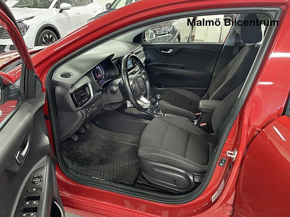 Kia Rio 13 of 18