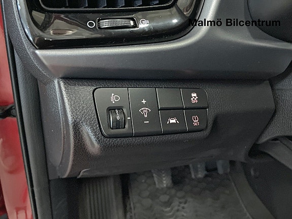 Kia Rio 9 of 18