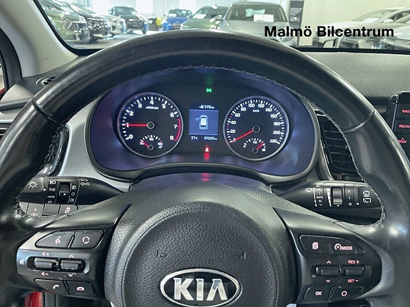 Kia Rio 15 of 18
