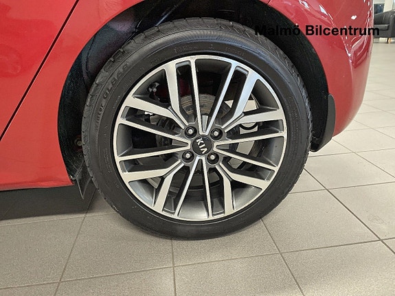 Kia Rio 8 of 18