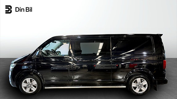 Volkswagen Transporter 2 of 21
