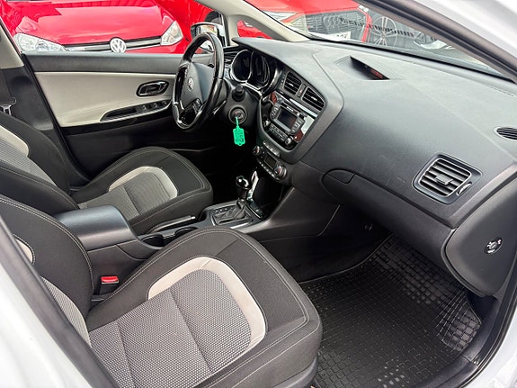 Kia Ceed 8 of 11