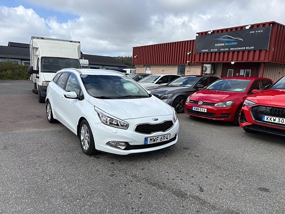 Kia Ceed 2 of 11