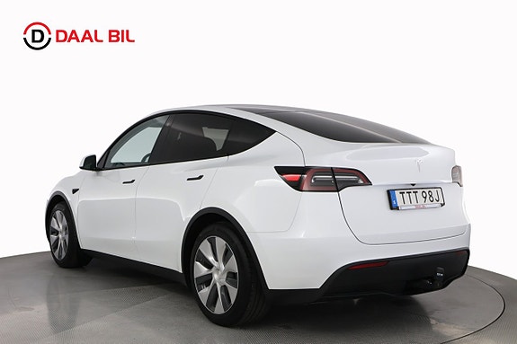 Tesla Model Y 8 of 25